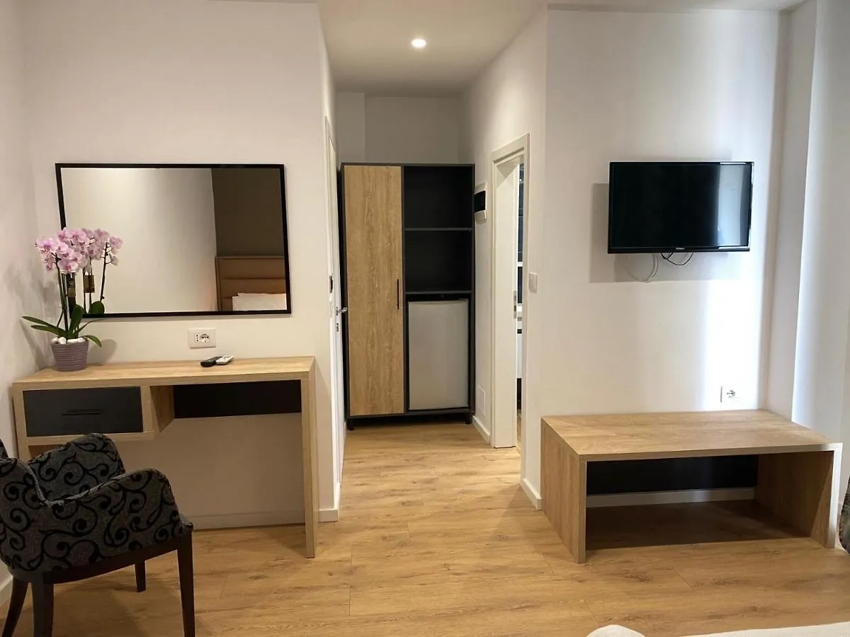 Hotel Augusto Rooms Sarande