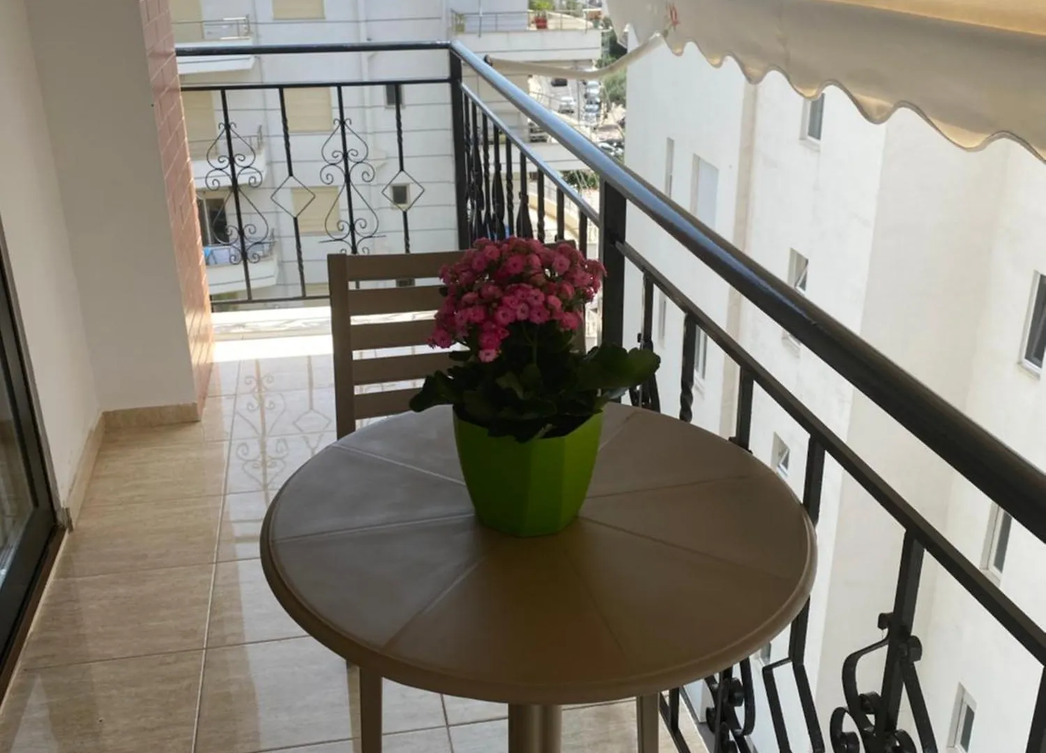 Augusto Rooms Sarande