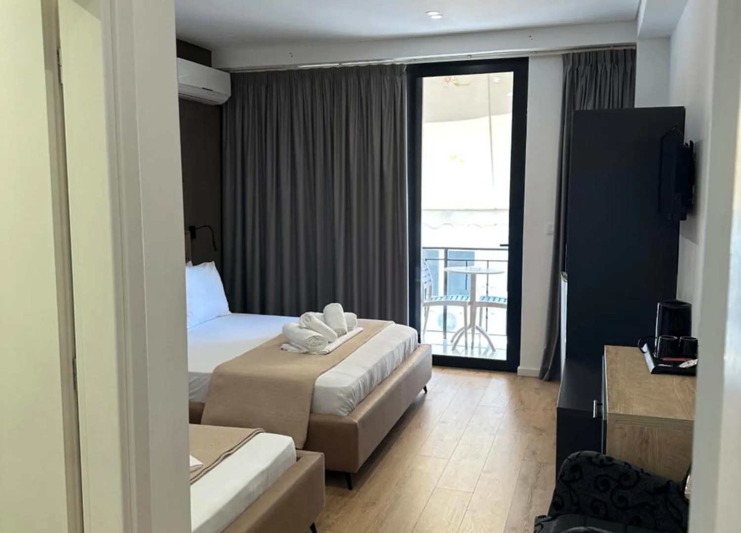 Augusto Rooms Sarande Albania
